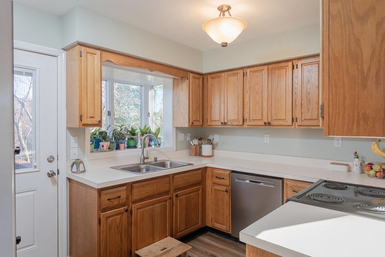 3085 KOFFEE LN, ROCKINGHAM, Virginia 22801, 3 Bedrooms Bedrooms, ,2 BathroomsBathrooms,Residential,3085 KOFFEE LN,671040 MLS # 671040 3085 KOFFEE LN, ROCKINGHAM, Virginia 22801, 3 Bedrooms Bedrooms, ,2 BathroomsBathrooms,Residential,3085 KOFFEE LN,671040 MLS # 671040