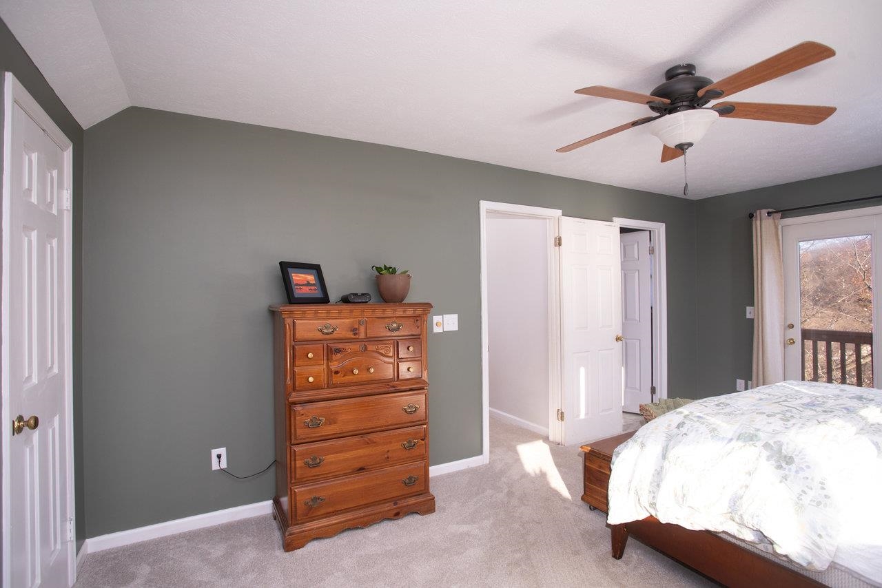 3085 KOFFEE LN, ROCKINGHAM, Virginia 22801, 3 Bedrooms Bedrooms, ,2 BathroomsBathrooms,Residential,3085 KOFFEE LN,671040 MLS # 671040 3085 KOFFEE LN, ROCKINGHAM, Virginia 22801, 3 Bedrooms Bedrooms, ,2 BathroomsBathrooms,Residential,3085 KOFFEE LN,671040 MLS # 671040