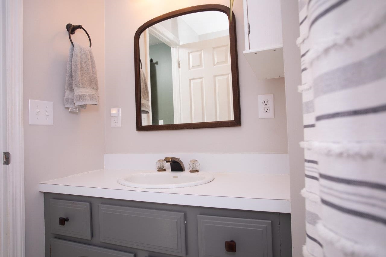 3085 KOFFEE LN, ROCKINGHAM, Virginia 22801, 3 Bedrooms Bedrooms, ,2 BathroomsBathrooms,Residential,3085 KOFFEE LN,671040 MLS # 671040 3085 KOFFEE LN, ROCKINGHAM, Virginia 22801, 3 Bedrooms Bedrooms, ,2 BathroomsBathrooms,Residential,3085 KOFFEE LN,671040 MLS # 671040