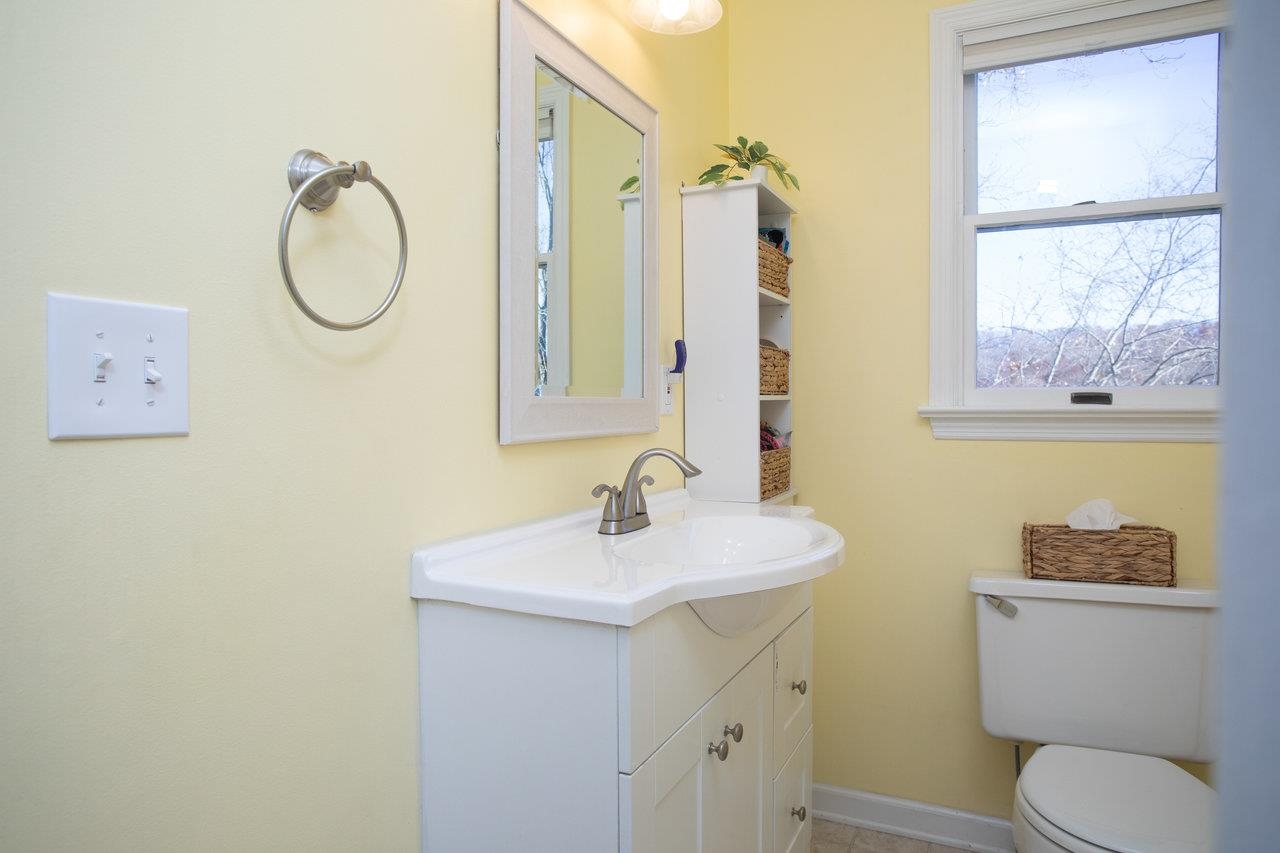 3085 KOFFEE LN, ROCKINGHAM, Virginia 22801, 3 Bedrooms Bedrooms, ,2 BathroomsBathrooms,Residential,3085 KOFFEE LN,671040 MLS # 671040 3085 KOFFEE LN, ROCKINGHAM, Virginia 22801, 3 Bedrooms Bedrooms, ,2 BathroomsBathrooms,Residential,3085 KOFFEE LN,671040 MLS # 671040