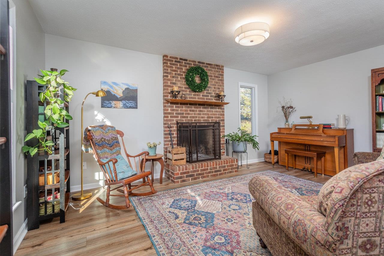 3085 KOFFEE LN, ROCKINGHAM, Virginia 22801, 3 Bedrooms Bedrooms, ,2 BathroomsBathrooms,Residential,3085 KOFFEE LN,671040 MLS # 671040 3085 KOFFEE LN, ROCKINGHAM, Virginia 22801, 3 Bedrooms Bedrooms, ,2 BathroomsBathrooms,Residential,3085 KOFFEE LN,671040 MLS # 671040