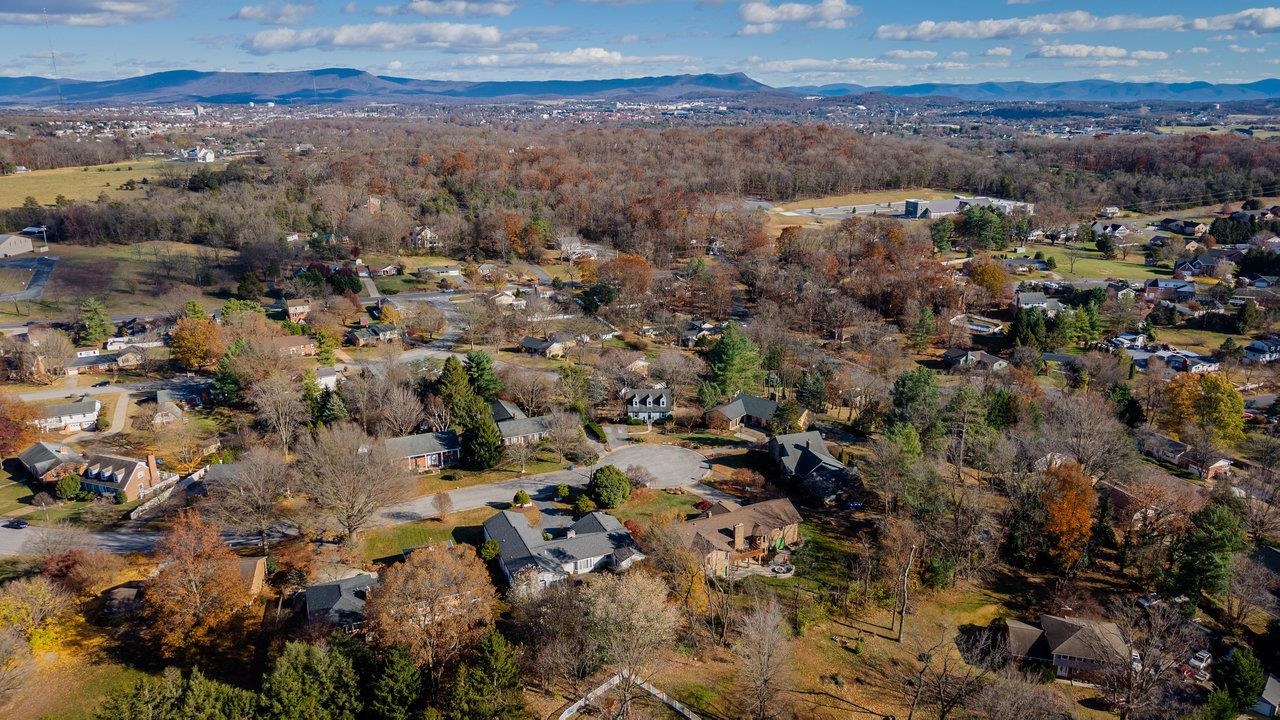 3085 KOFFEE LN, ROCKINGHAM, Virginia 22801, 3 Bedrooms Bedrooms, ,2 BathroomsBathrooms,Residential,3085 KOFFEE LN,671040 MLS # 671040 3085 KOFFEE LN, ROCKINGHAM, Virginia 22801, 3 Bedrooms Bedrooms, ,2 BathroomsBathrooms,Residential,3085 KOFFEE LN,671040 MLS # 671040