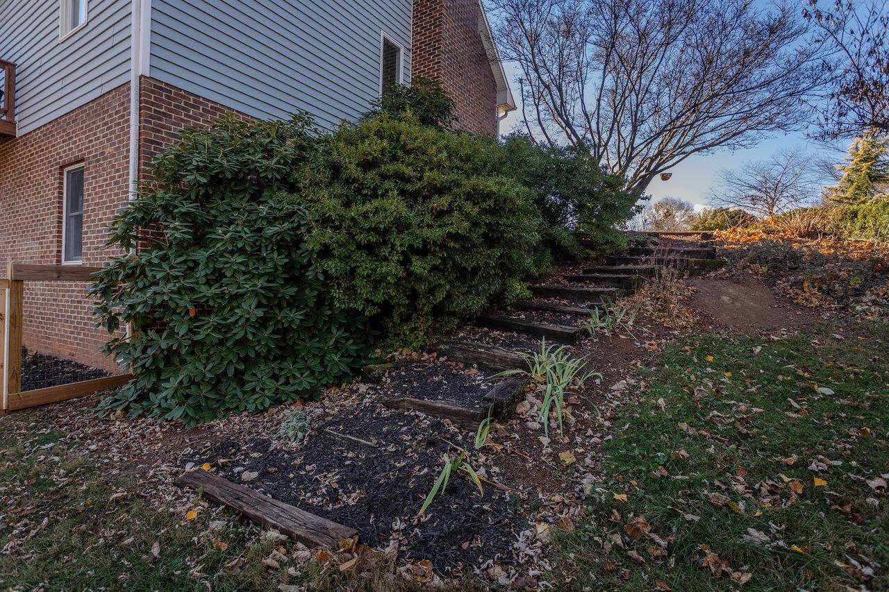 3085 KOFFEE LN, ROCKINGHAM, Virginia 22801, 3 Bedrooms Bedrooms, ,2 BathroomsBathrooms,Residential,3085 KOFFEE LN,671040 MLS # 671040 3085 KOFFEE LN, ROCKINGHAM, Virginia 22801, 3 Bedrooms Bedrooms, ,2 BathroomsBathrooms,Residential,3085 KOFFEE LN,671040 MLS # 671040