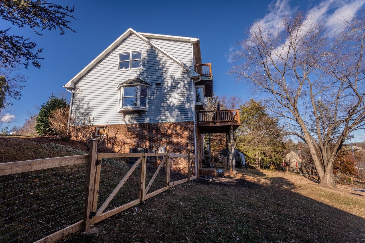 3085 KOFFEE LN, ROCKINGHAM, Virginia 22801, 3 Bedrooms Bedrooms, ,2 BathroomsBathrooms,Residential,3085 KOFFEE LN,671040 MLS # 671040 3085 KOFFEE LN, ROCKINGHAM, Virginia 22801, 3 Bedrooms Bedrooms, ,2 BathroomsBathrooms,Residential,3085 KOFFEE LN,671040 MLS # 671040