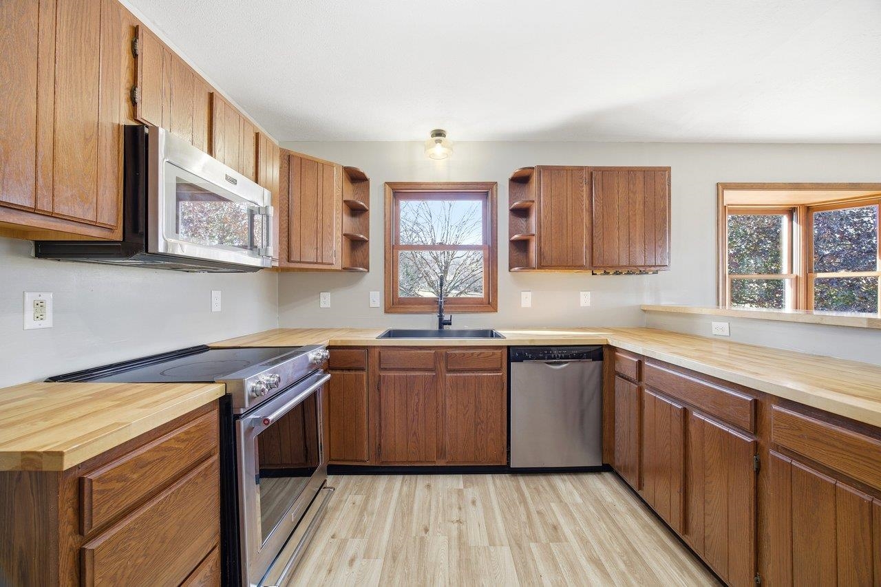 141 LORI LN, CHURCHVILLE, Virginia 24421, 3 Bedrooms Bedrooms, ,2 BathroomsBathrooms,Residential,141 LORI LN,671041 MLS # 671041 141 LORI LN, CHURCHVILLE, Virginia 24421, 3 Bedrooms Bedrooms, ,2 BathroomsBathrooms,Residential,141 LORI LN,671041 MLS # 671041