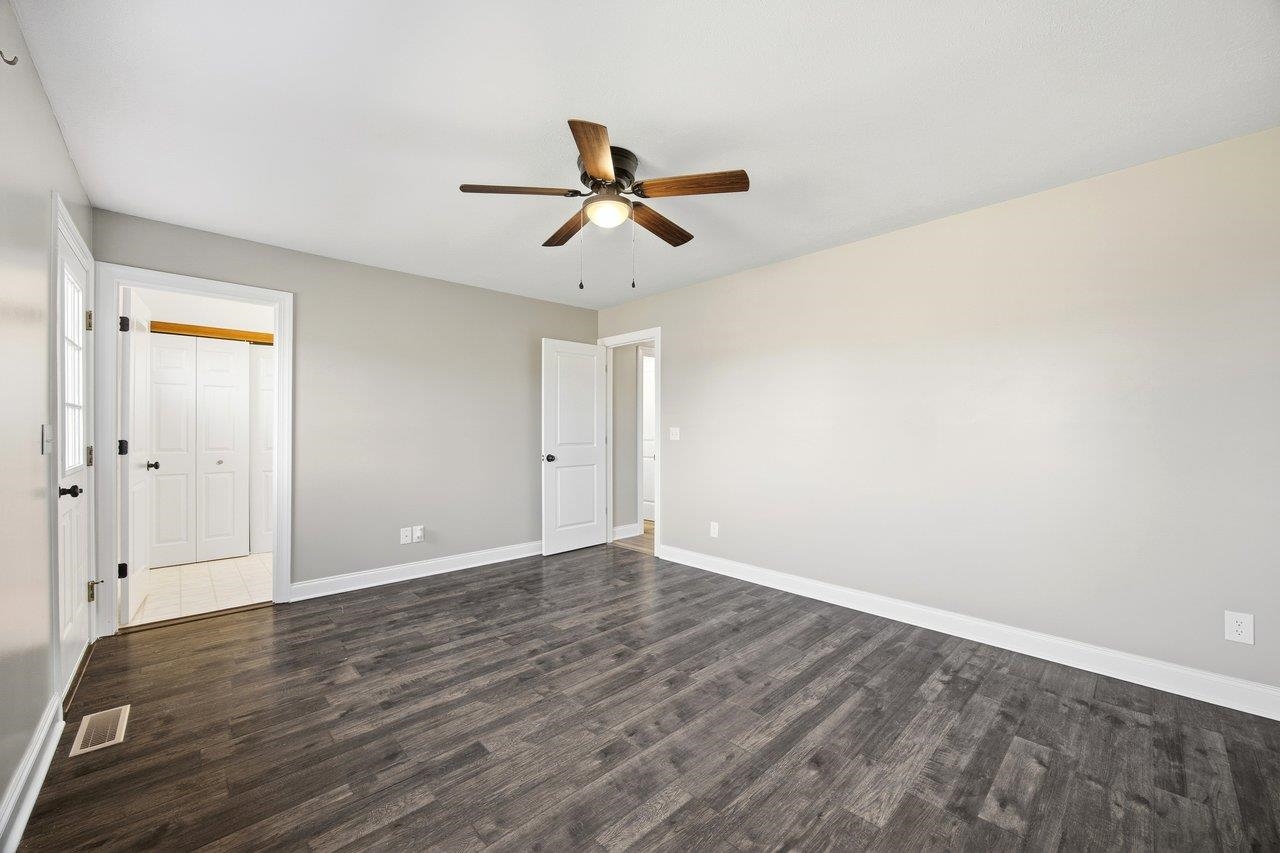 141 LORI LN, CHURCHVILLE, Virginia 24421, 3 Bedrooms Bedrooms, ,2 BathroomsBathrooms,Residential,141 LORI LN,671041 MLS # 671041 141 LORI LN, CHURCHVILLE, Virginia 24421, 3 Bedrooms Bedrooms, ,2 BathroomsBathrooms,Residential,141 LORI LN,671041 MLS # 671041