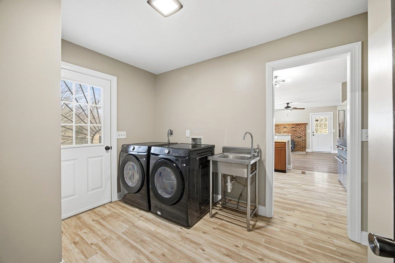 141 LORI LN, CHURCHVILLE, Virginia 24421, 3 Bedrooms Bedrooms, ,2 BathroomsBathrooms,Residential,141 LORI LN,671041 MLS # 671041 141 LORI LN, CHURCHVILLE, Virginia 24421, 3 Bedrooms Bedrooms, ,2 BathroomsBathrooms,Residential,141 LORI LN,671041 MLS # 671041