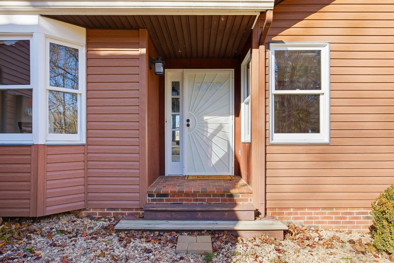 141 LORI LN, CHURCHVILLE, Virginia 24421, 3 Bedrooms Bedrooms, ,2 BathroomsBathrooms,Residential,141 LORI LN,671041 MLS # 671041 141 LORI LN, CHURCHVILLE, Virginia 24421, 3 Bedrooms Bedrooms, ,2 BathroomsBathrooms,Residential,141 LORI LN,671041 MLS # 671041