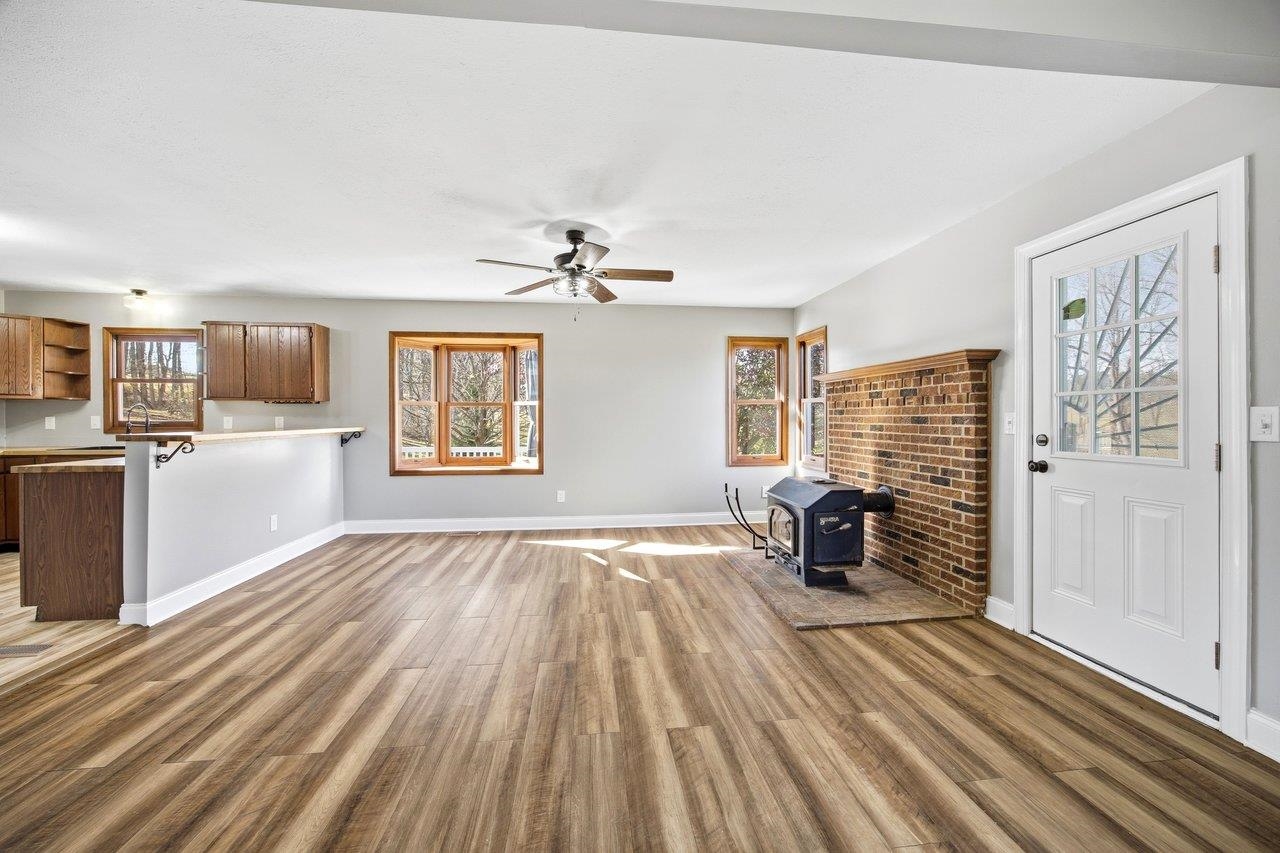 141 LORI LN, CHURCHVILLE, Virginia 24421, 3 Bedrooms Bedrooms, ,2 BathroomsBathrooms,Residential,141 LORI LN,671041 MLS # 671041 141 LORI LN, CHURCHVILLE, Virginia 24421, 3 Bedrooms Bedrooms, ,2 BathroomsBathrooms,Residential,141 LORI LN,671041 MLS # 671041