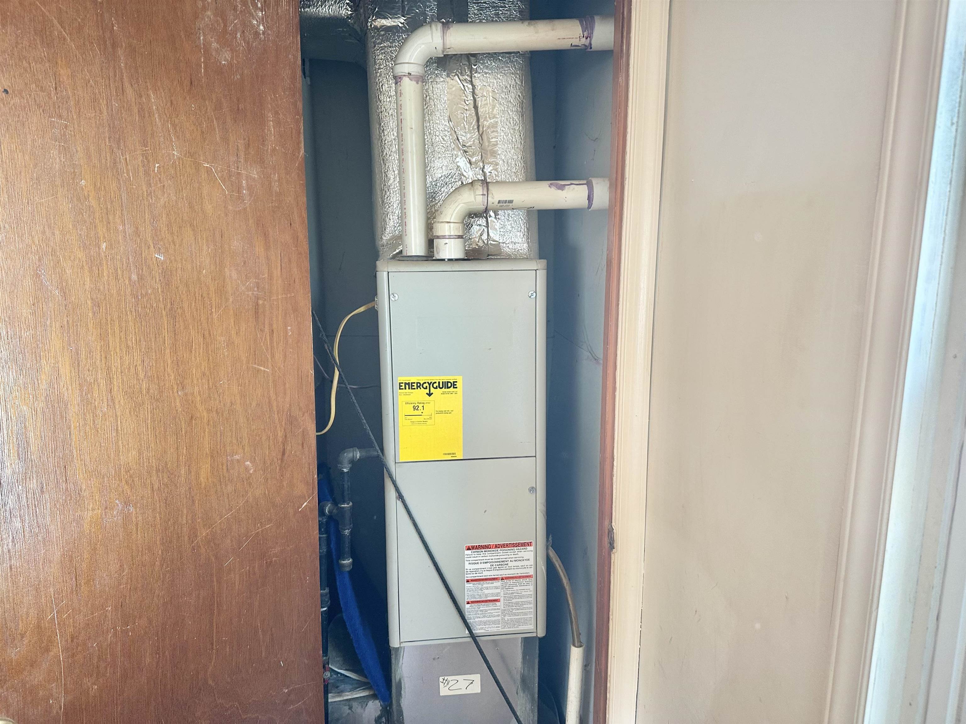 2515 W BEVERLEY ST, STAUNTON, Virginia 24401, 2 Bedrooms Bedrooms, ,1 BathroomBathrooms,Residential,2515 W BEVERLEY ST,671045 MLS # 671045