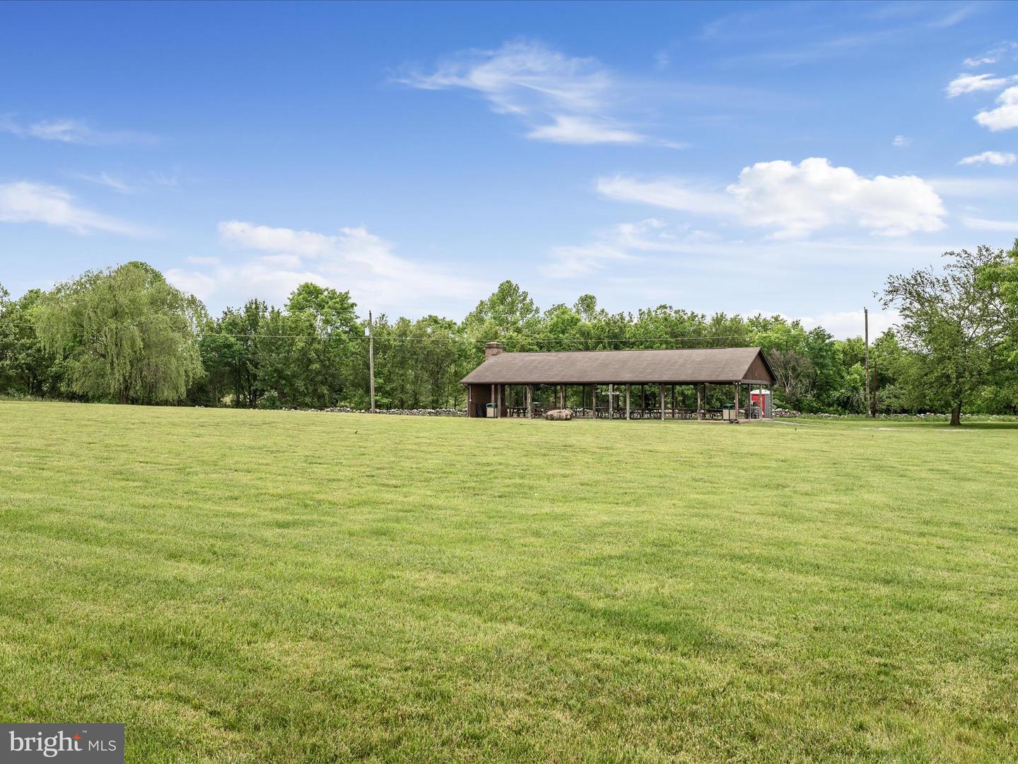 222 CRESTWOOD LN, WINCHESTER, Virginia 22602, 2 Bedrooms Bedrooms, ,2 BathroomsBathrooms,Residential,For sale,222 CRESTWOOD LN,VAFV2037554 MLS # VAFV2037554 222 CRESTWOOD LN, WINCHESTER, Virginia 22602, 2 Bedrooms Bedrooms, ,2 BathroomsBathrooms,Residential,For sale,222 CRESTWOOD LN,VAFV2037554 MLS # VAFV2037554