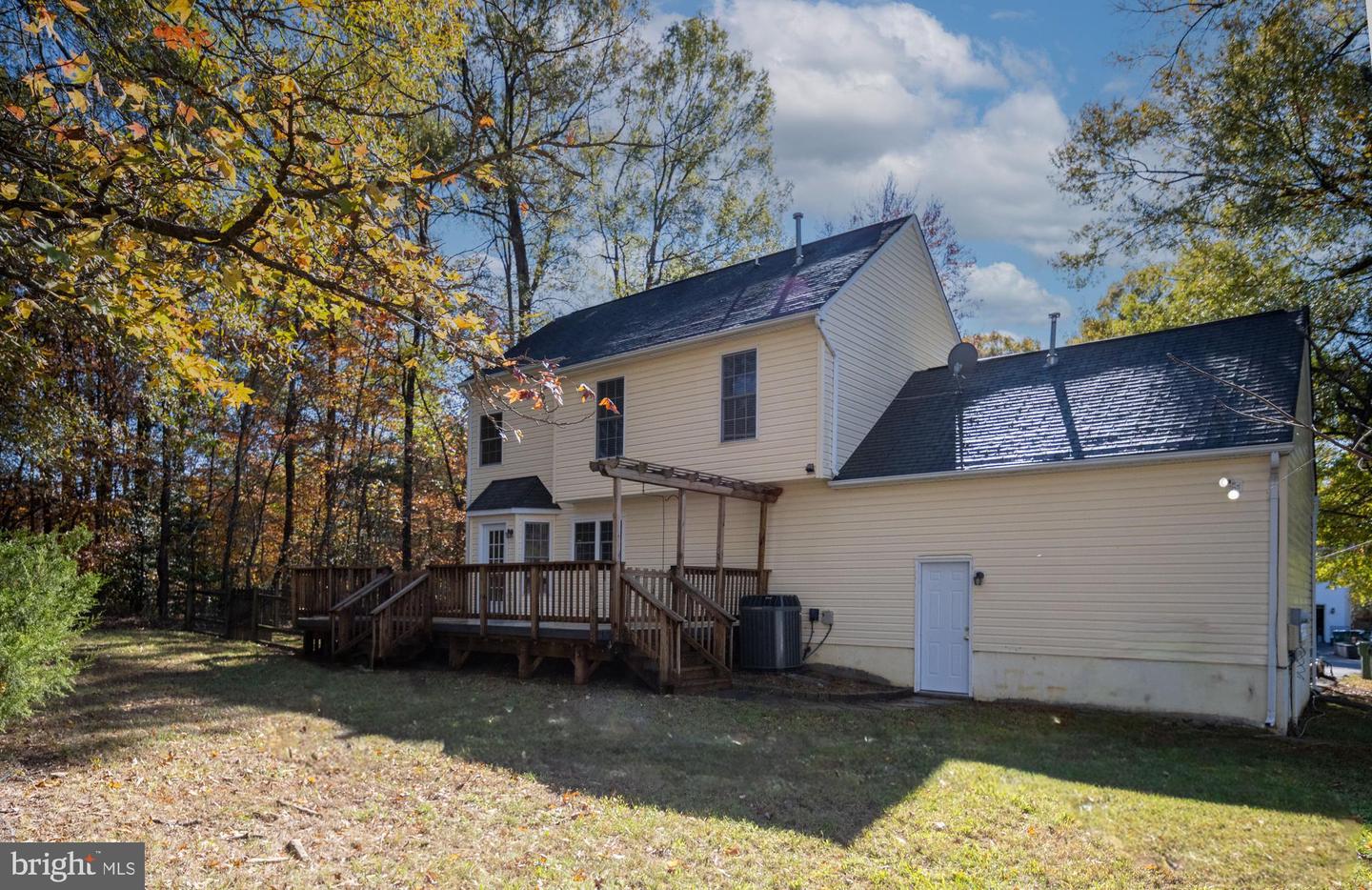 10127 SHARON SPRINGS DR, FREDERICKSBURG, Virginia 22408, 3 Bedrooms Bedrooms, ,2 BathroomsBathrooms,Residential,For sale,10127 SHARON SPRINGS DR,VASP2037182 MLS # VASP2037182