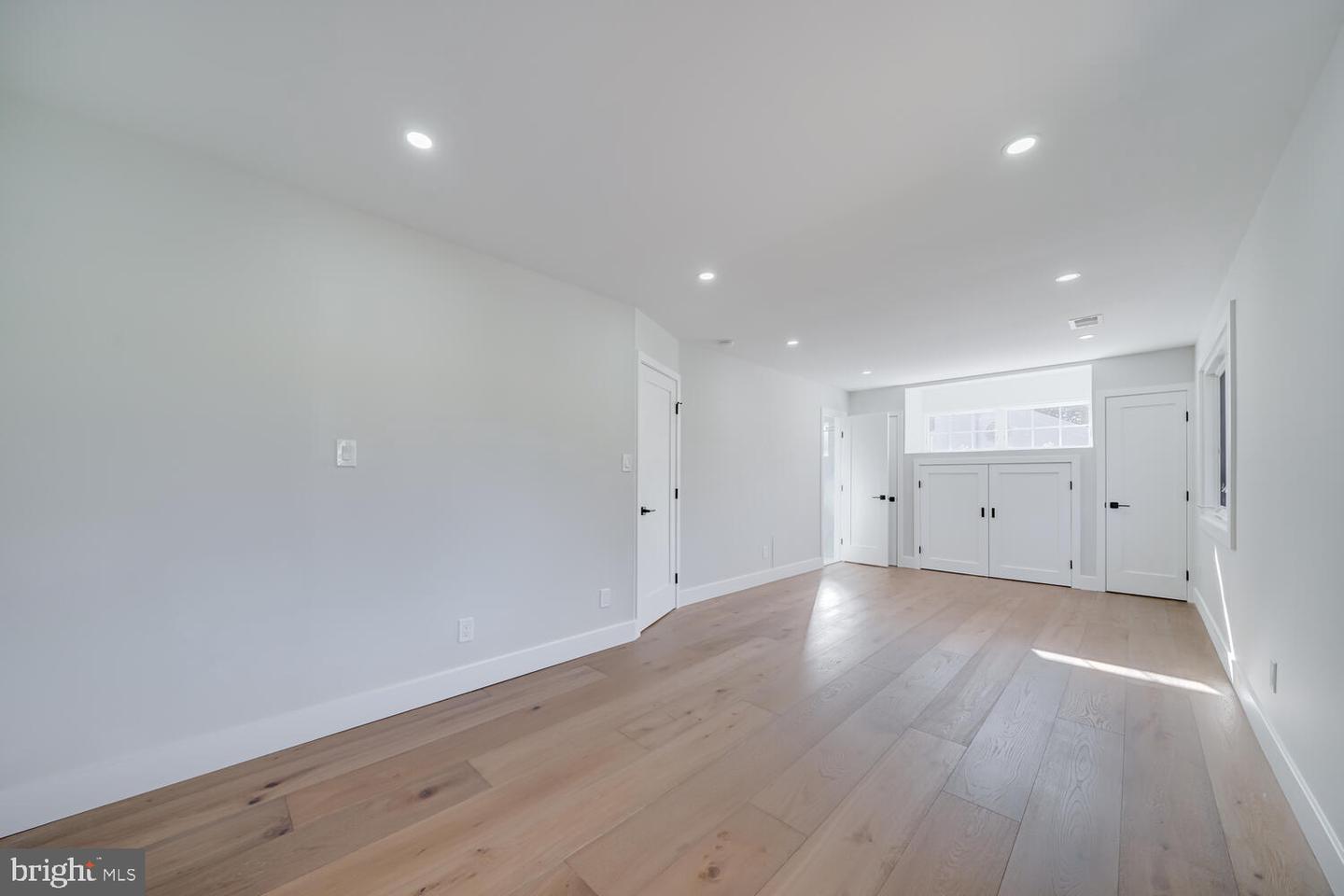 1801 GREAT FALLS ST, MCLEAN, Virginia 22101, 5 Bedrooms Bedrooms, ,4 BathroomsBathrooms,Residential,For sale,1801 GREAT FALLS ST,VAFX2276008 MLS # VAFX2276008 1801 GREAT FALLS ST, MCLEAN, Virginia 22101, 5 Bedrooms Bedrooms, ,4 BathroomsBathrooms,Residential,For sale,1801 GREAT FALLS ST,VAFX2276008 MLS # VAFX2276008