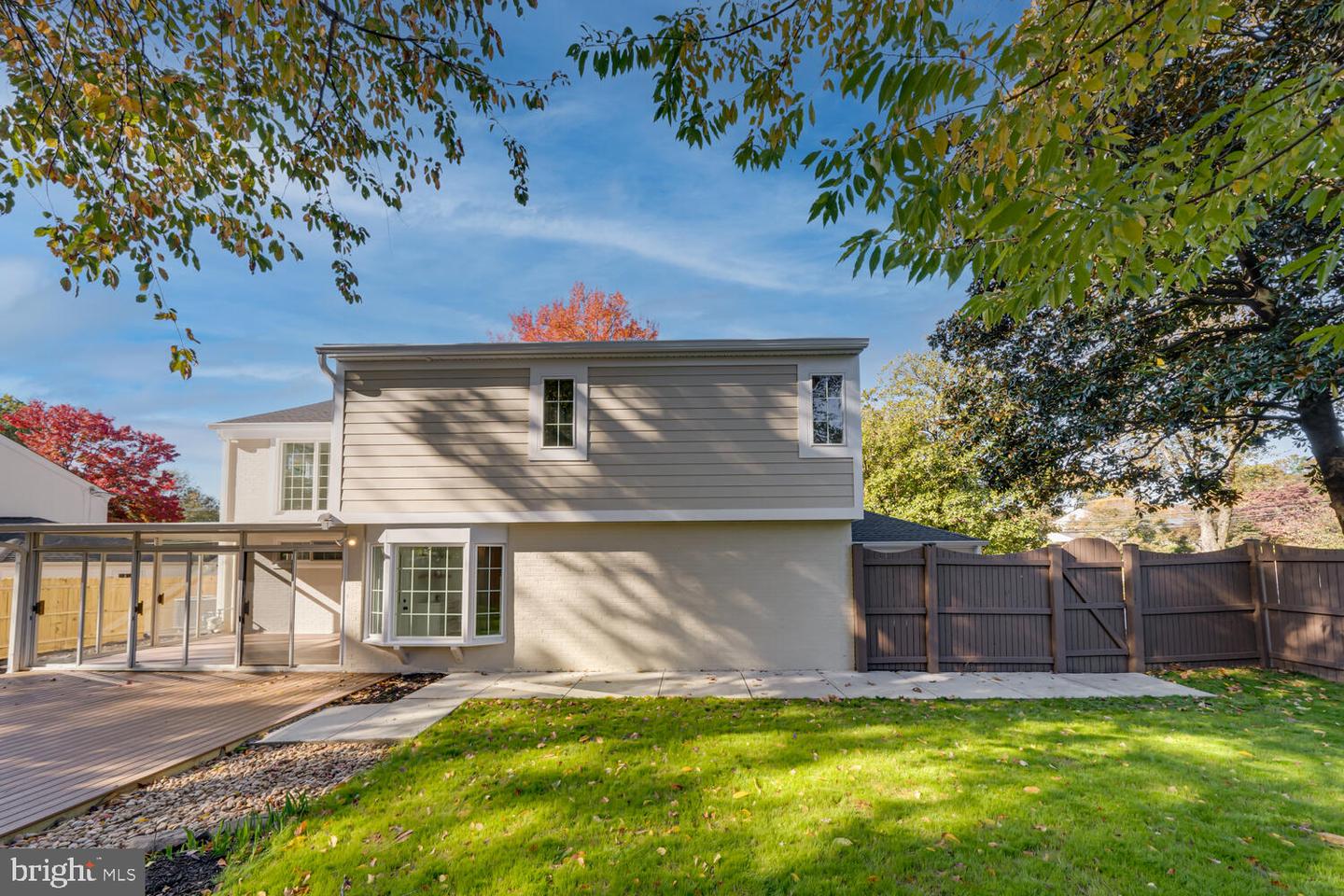 1801 GREAT FALLS ST, MCLEAN, Virginia 22101, 5 Bedrooms Bedrooms, ,4 BathroomsBathrooms,Residential,For sale,1801 GREAT FALLS ST,VAFX2276008 MLS # VAFX2276008 1801 GREAT FALLS ST, MCLEAN, Virginia 22101, 5 Bedrooms Bedrooms, ,4 BathroomsBathrooms,Residential,For sale,1801 GREAT FALLS ST,VAFX2276008 MLS # VAFX2276008