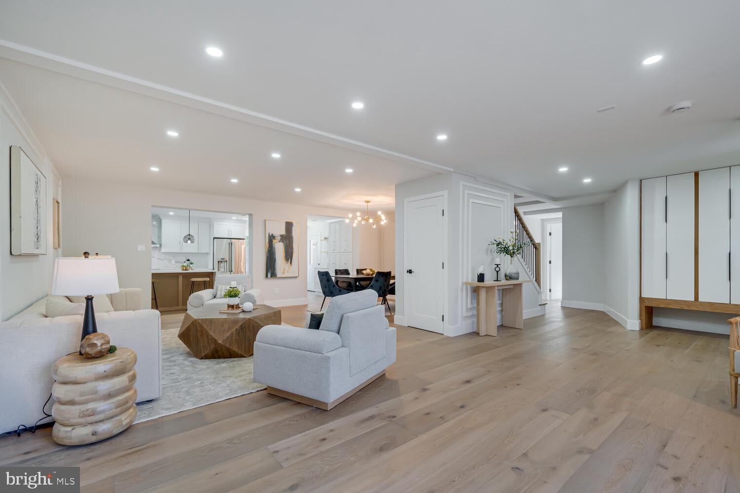 1801 GREAT FALLS ST, MCLEAN, Virginia 22101, 5 Bedrooms Bedrooms, ,4 BathroomsBathrooms,Residential,For sale,1801 GREAT FALLS ST,VAFX2276008 MLS # VAFX2276008 1801 GREAT FALLS ST, MCLEAN, Virginia 22101, 5 Bedrooms Bedrooms, ,4 BathroomsBathrooms,Residential,For sale,1801 GREAT FALLS ST,VAFX2276008 MLS # VAFX2276008