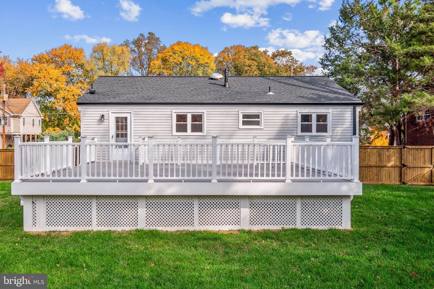 7118 KERR DR, SPRINGFIELD, Virginia 22150, 5 Bedrooms Bedrooms, 11 Rooms Rooms,2 BathroomsBathrooms,Residential,For sale,7118 KERR DR,VAFX2276220 MLS # VAFX2276220 7118 KERR DR, SPRINGFIELD, Virginia 22150, 5 Bedrooms Bedrooms, 11 Rooms Rooms,2 BathroomsBathrooms,Residential,For sale,7118 KERR DR,VAFX2276220 MLS # VAFX2276220