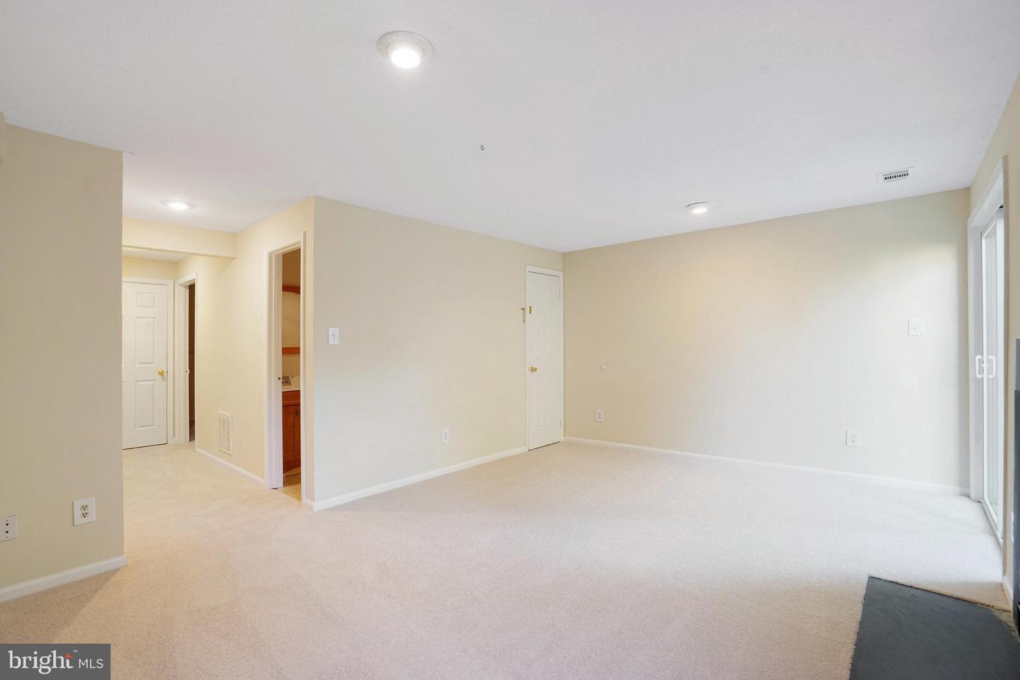 9 FENDALL AVE, ALEXANDRIA, Virginia 22304, 3 Bedrooms Bedrooms, ,3 BathroomsBathrooms,Residential,For sale,9 FENDALL AVE,VAAX2051360 MLS # VAAX2051360