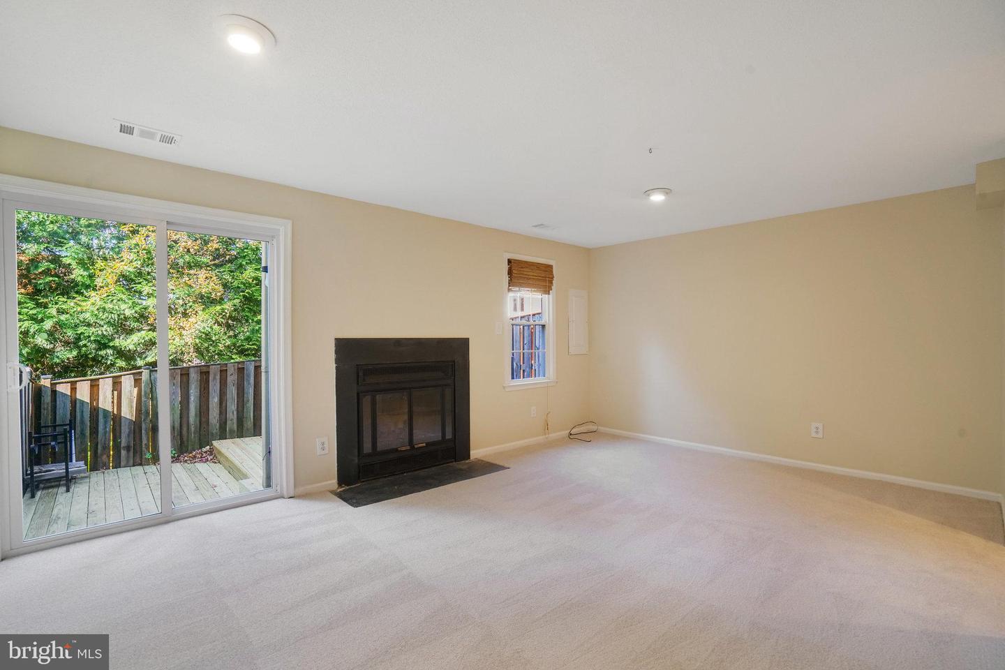 9 FENDALL AVE, ALEXANDRIA, Virginia 22304, 3 Bedrooms Bedrooms, ,3 BathroomsBathrooms,Residential,For sale,9 FENDALL AVE,VAAX2051360 MLS # VAAX2051360