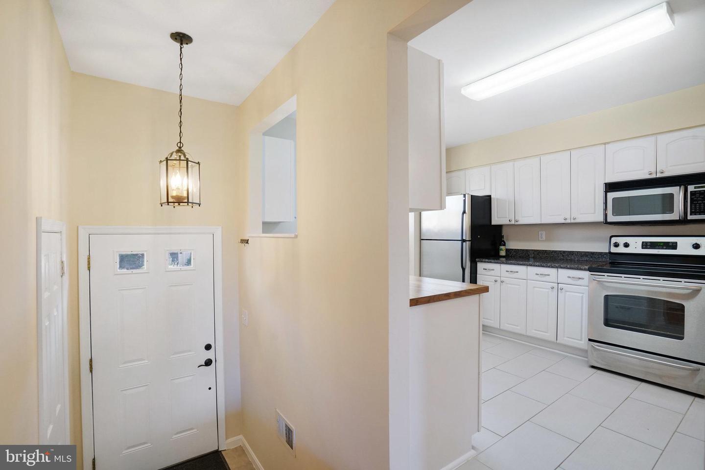 9 FENDALL AVE, ALEXANDRIA, Virginia 22304, 3 Bedrooms Bedrooms, ,3 BathroomsBathrooms,Residential,For sale,9 FENDALL AVE,VAAX2051360 MLS # VAAX2051360