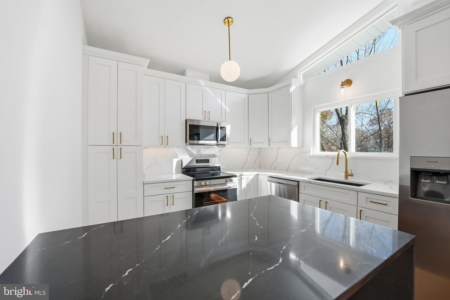 7717 GLENISTER DR, SPRINGFIELD, Virginia 22152, 6 Bedrooms Bedrooms, ,3 BathroomsBathrooms,Residential,For sale,7717 GLENISTER DR,VAFX2277564 MLS # VAFX2277564 7717 GLENISTER DR, SPRINGFIELD, Virginia 22152, 6 Bedrooms Bedrooms, ,3 BathroomsBathrooms,Residential,For sale,7717 GLENISTER DR,VAFX2277564 MLS # VAFX2277564