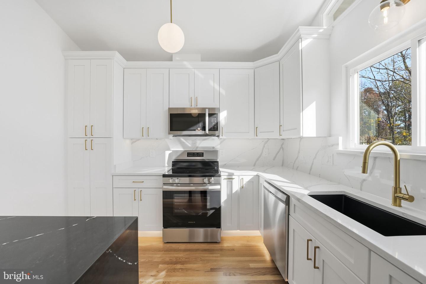 7717 GLENISTER DR, SPRINGFIELD, Virginia 22152, 6 Bedrooms Bedrooms, ,3 BathroomsBathrooms,Residential,For sale,7717 GLENISTER DR,VAFX2277564 MLS # VAFX2277564 7717 GLENISTER DR, SPRINGFIELD, Virginia 22152, 6 Bedrooms Bedrooms, ,3 BathroomsBathrooms,Residential,For sale,7717 GLENISTER DR,VAFX2277564 MLS # VAFX2277564