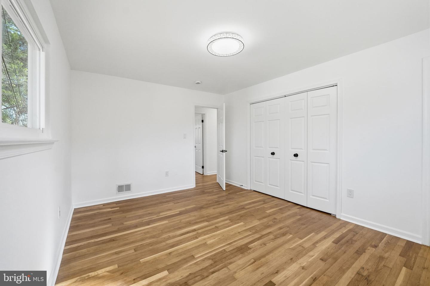 7717 GLENISTER DR, SPRINGFIELD, Virginia 22152, 6 Bedrooms Bedrooms, ,3 BathroomsBathrooms,Residential,For sale,7717 GLENISTER DR,VAFX2277564 MLS # VAFX2277564 7717 GLENISTER DR, SPRINGFIELD, Virginia 22152, 6 Bedrooms Bedrooms, ,3 BathroomsBathrooms,Residential,For sale,7717 GLENISTER DR,VAFX2277564 MLS # VAFX2277564