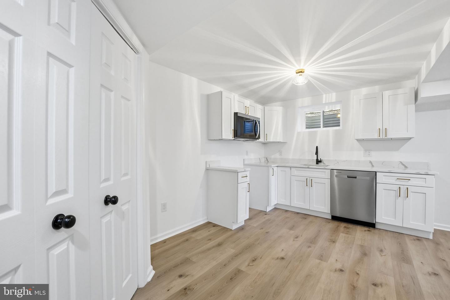 7717 GLENISTER DR, SPRINGFIELD, Virginia 22152, 6 Bedrooms Bedrooms, ,3 BathroomsBathrooms,Residential,For sale,7717 GLENISTER DR,VAFX2277564 MLS # VAFX2277564 7717 GLENISTER DR, SPRINGFIELD, Virginia 22152, 6 Bedrooms Bedrooms, ,3 BathroomsBathrooms,Residential,For sale,7717 GLENISTER DR,VAFX2277564 MLS # VAFX2277564