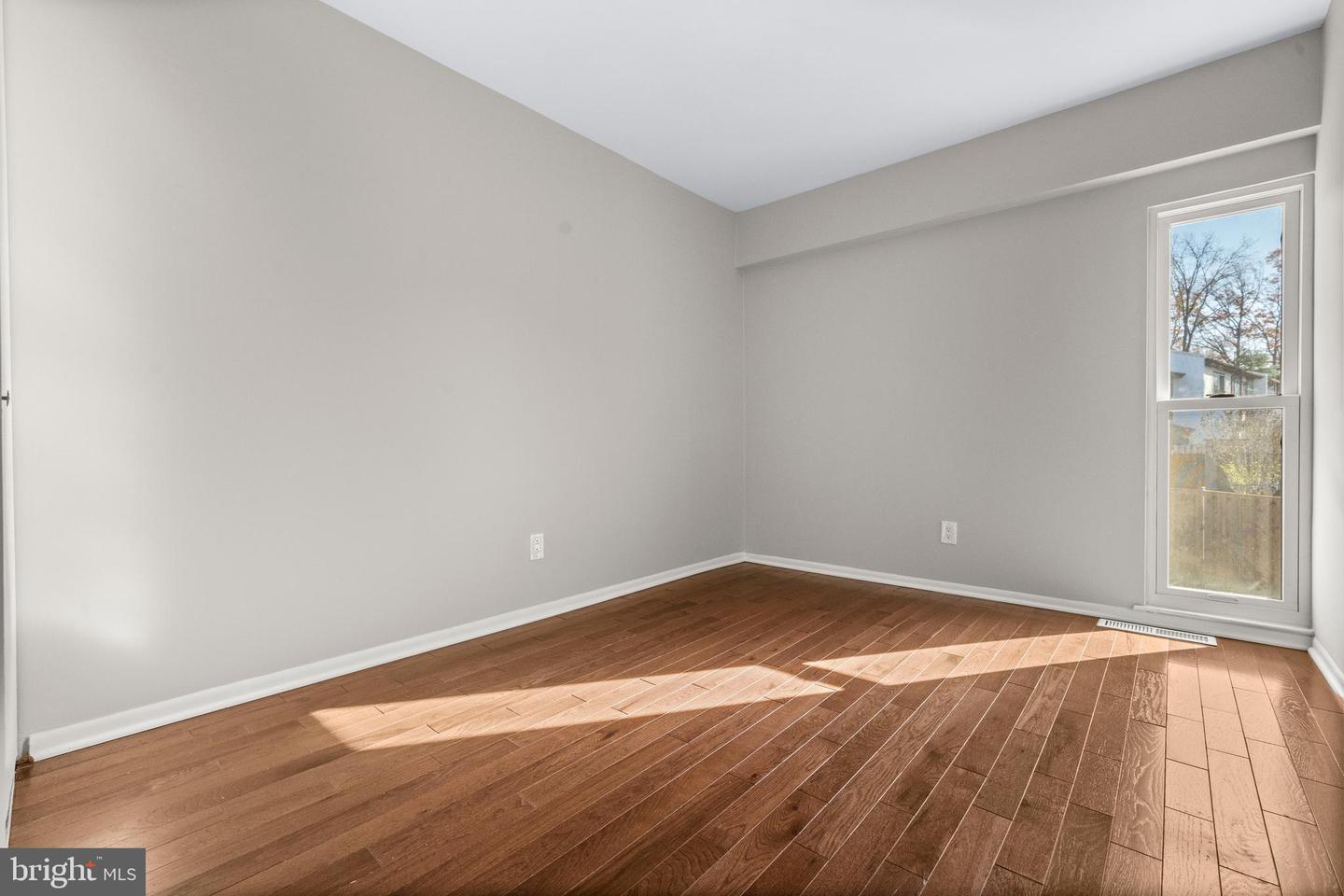 7287 HILLARY ST, ALEXANDRIA, Virginia 22315, 3 Bedrooms Bedrooms, ,2 BathroomsBathrooms,Residential,For sale,7287 HILLARY ST,VAFX2277814 MLS # VAFX2277814