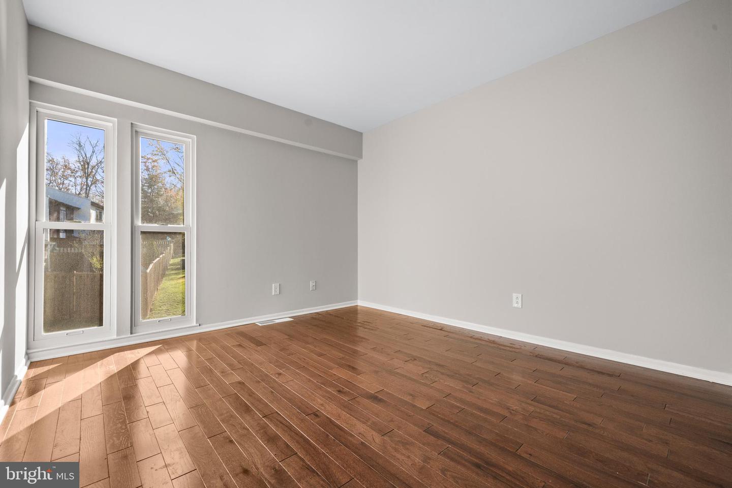 7287 HILLARY ST, ALEXANDRIA, Virginia 22315, 3 Bedrooms Bedrooms, ,2 BathroomsBathrooms,Residential,For sale,7287 HILLARY ST,VAFX2277814 MLS # VAFX2277814