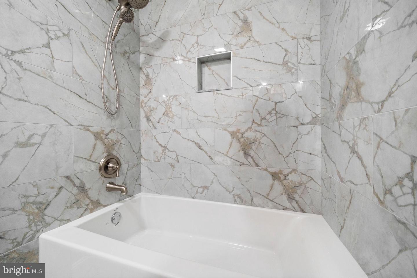 7287 HILLARY ST, ALEXANDRIA, Virginia 22315, 3 Bedrooms Bedrooms, ,2 BathroomsBathrooms,Residential,For sale,7287 HILLARY ST,VAFX2277814 MLS # VAFX2277814