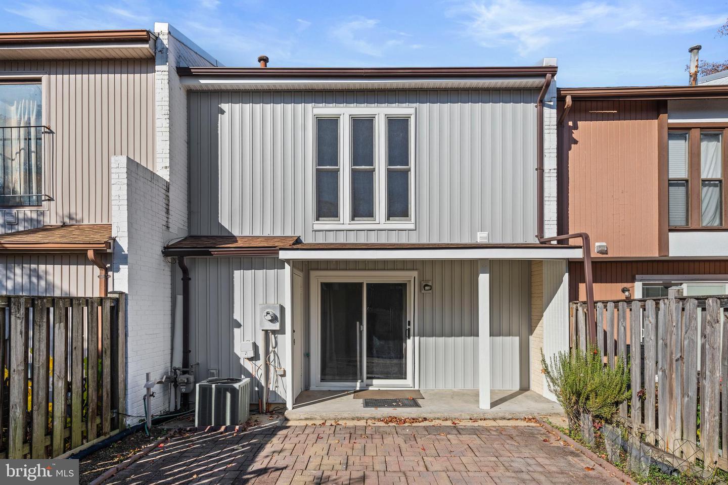 7287 HILLARY ST, ALEXANDRIA, Virginia 22315, 3 Bedrooms Bedrooms, ,2 BathroomsBathrooms,Residential,For sale,7287 HILLARY ST,VAFX2277814 MLS # VAFX2277814