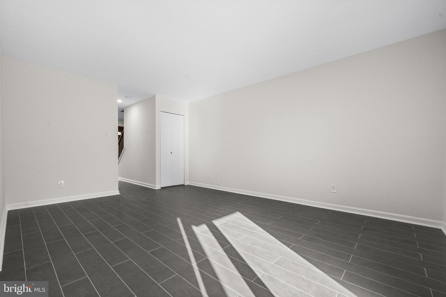 7287 HILLARY ST, ALEXANDRIA, Virginia 22315, 3 Bedrooms Bedrooms, ,2 BathroomsBathrooms,Residential,For sale,7287 HILLARY ST,VAFX2277814 MLS # VAFX2277814