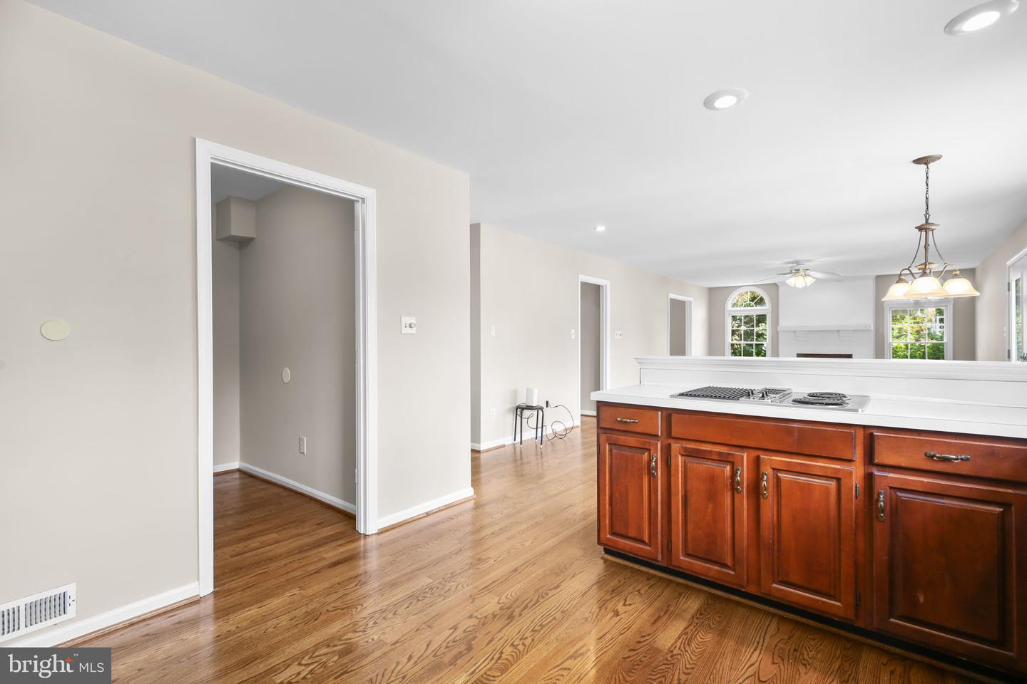 6901 LAKELAND WAY, FREDERICKSBURG, Virginia 22407, 5 Bedrooms Bedrooms, ,3 BathroomsBathrooms,Residential,For sale,6901 LAKELAND WAY,VASP2037450 MLS # VASP2037450