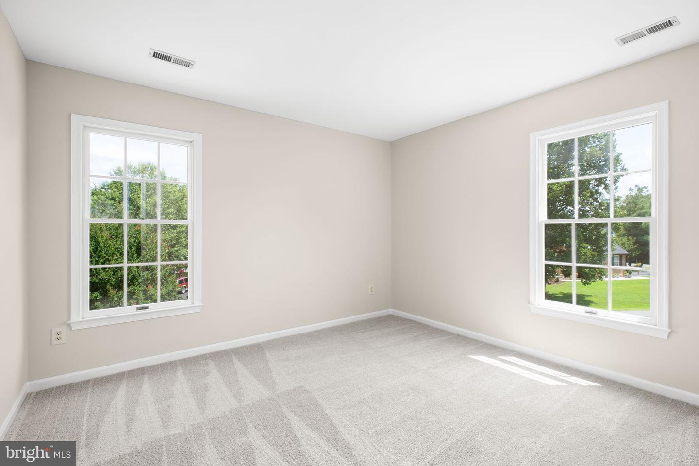 6901 LAKELAND WAY, FREDERICKSBURG, Virginia 22407, 5 Bedrooms Bedrooms, ,3 BathroomsBathrooms,Residential,For sale,6901 LAKELAND WAY,VASP2037450 MLS # VASP2037450