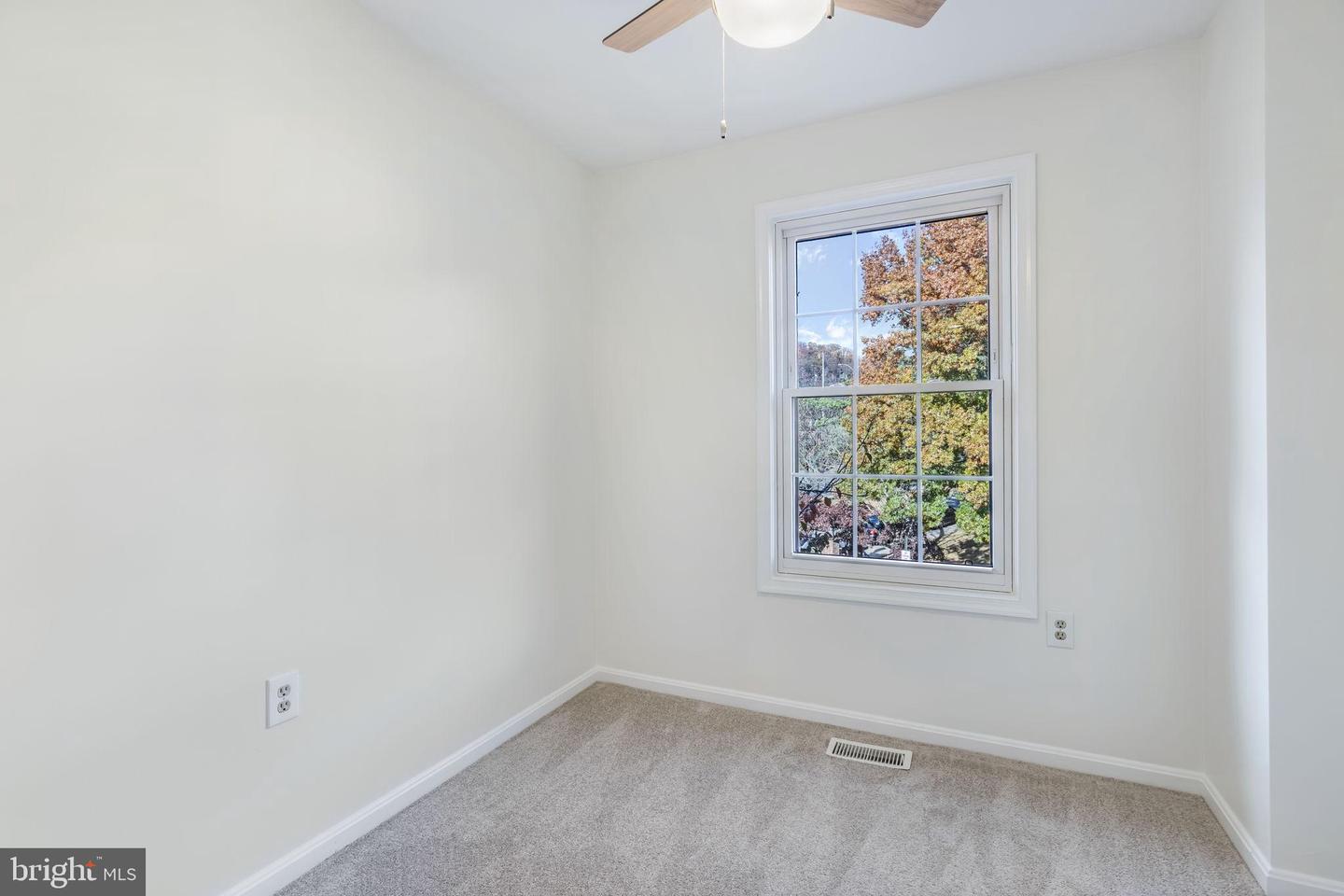 5406 BARRISTER PL, ALEXANDRIA, Virginia 22304, 3 Bedrooms Bedrooms, ,2 BathroomsBathrooms,Residential,For sale,5406 BARRISTER PL,VAAX2051550 MLS # VAAX2051550