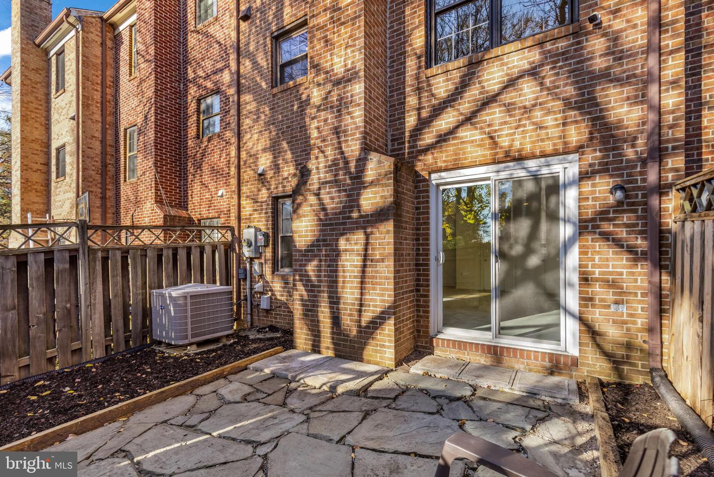 5406 BARRISTER PL, ALEXANDRIA, Virginia 22304, 3 Bedrooms Bedrooms, ,2 BathroomsBathrooms,Residential,For sale,5406 BARRISTER PL,VAAX2051550 MLS # VAAX2051550