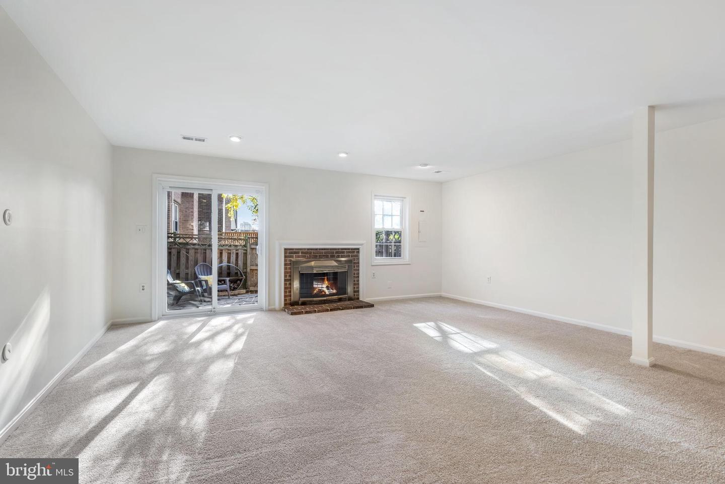 5406 BARRISTER PL, ALEXANDRIA, Virginia 22304, 3 Bedrooms Bedrooms, ,2 BathroomsBathrooms,Residential,For sale,5406 BARRISTER PL,VAAX2051550 MLS # VAAX2051550