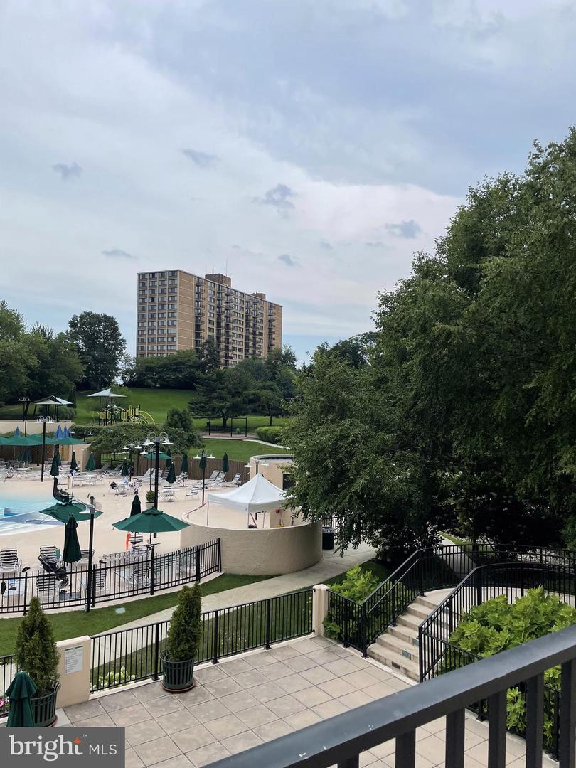 203 YOAKUM PKWY #1807, ALEXANDRIA, Virginia 22304, 2 Bedrooms Bedrooms, ,2 BathroomsBathrooms,Residential,For sale,203 YOAKUM PKWY #1807,VAAX2051600 MLS # VAAX2051600