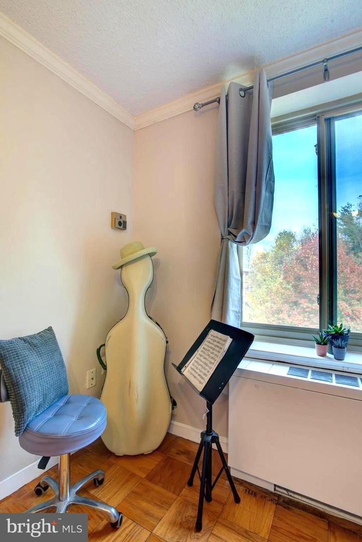 3000 SPOUT RUN PKWY #C603, ARLINGTON, Virginia 22201, 1 Bedroom Bedrooms, ,1 BathroomBathrooms,Residential,For sale,3000 SPOUT RUN PKWY #C603,VAAR2065880 MLS # VAAR2065880 3000 SPOUT RUN PKWY #C603, ARLINGTON, Virginia 22201, 1 Bedroom Bedrooms, ,1 BathroomBathrooms,Residential,For sale,3000 SPOUT RUN PKWY #C603,VAAR2065880 MLS # VAAR2065880