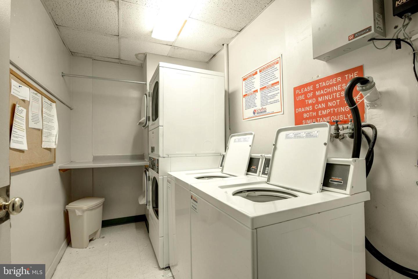 3000 SPOUT RUN PKWY #C603, ARLINGTON, Virginia 22201, 1 Bedroom Bedrooms, ,1 BathroomBathrooms,Residential,For sale,3000 SPOUT RUN PKWY #C603,VAAR2065880 MLS # VAAR2065880 3000 SPOUT RUN PKWY #C603, ARLINGTON, Virginia 22201, 1 Bedroom Bedrooms, ,1 BathroomBathrooms,Residential,For sale,3000 SPOUT RUN PKWY #C603,VAAR2065880 MLS # VAAR2065880