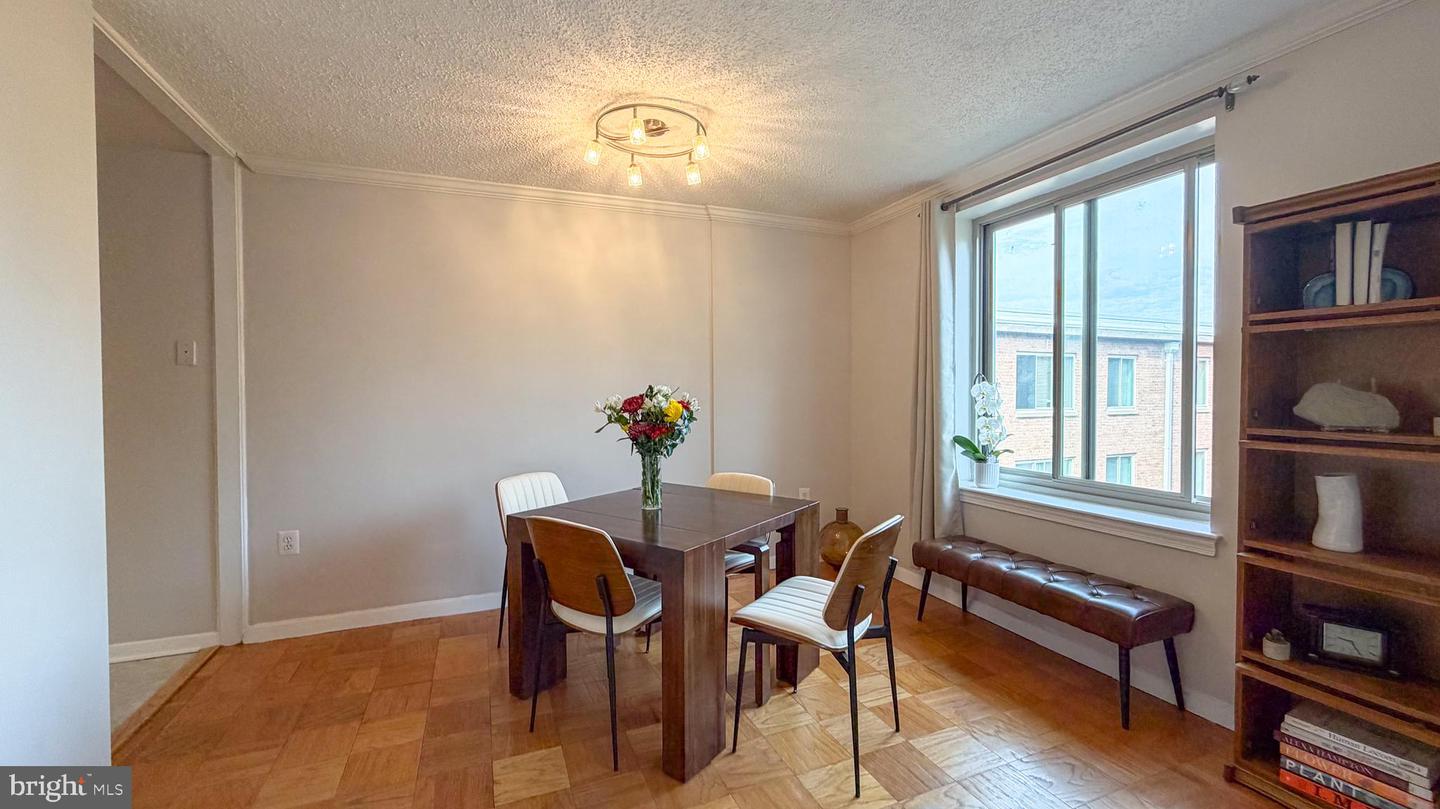 3000 SPOUT RUN PKWY #C603, ARLINGTON, Virginia 22201, 1 Bedroom Bedrooms, ,1 BathroomBathrooms,Residential,For sale,3000 SPOUT RUN PKWY #C603,VAAR2065880 MLS # VAAR2065880 3000 SPOUT RUN PKWY #C603, ARLINGTON, Virginia 22201, 1 Bedroom Bedrooms, ,1 BathroomBathrooms,Residential,For sale,3000 SPOUT RUN PKWY #C603,VAAR2065880 MLS # VAAR2065880