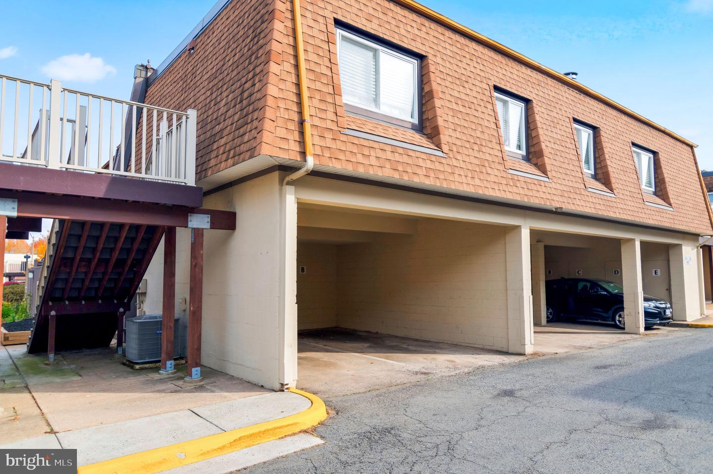 3878 HAVENWOOD PL #75D, ALEXANDRIA, Virginia 22309, 2 Bedrooms Bedrooms, ,1 BathroomBathrooms,Residential,For sale,3878 HAVENWOOD PL #75D,VAFX2278396 MLS # VAFX2278396