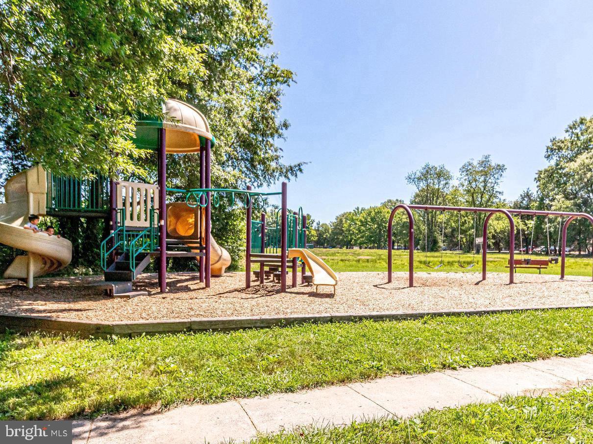 3878 HAVENWOOD PL #75D, ALEXANDRIA, Virginia 22309, 2 Bedrooms Bedrooms, ,1 BathroomBathrooms,Residential,For sale,3878 HAVENWOOD PL #75D,VAFX2278396 MLS # VAFX2278396