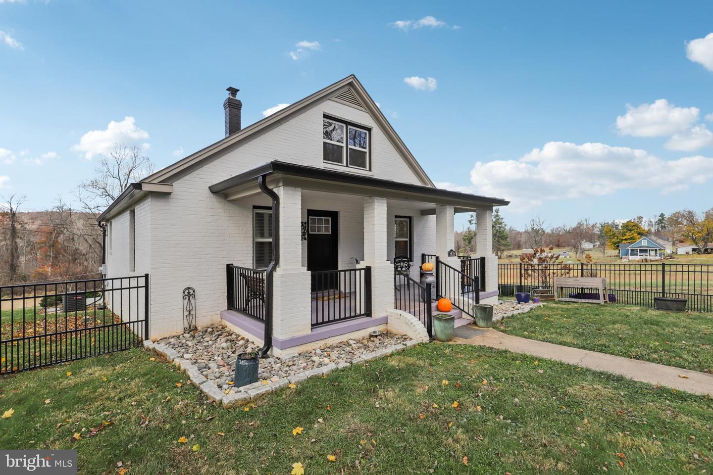 5676 OBANNON RD, THE PLAINS, Virginia 20198, 3 Bedrooms Bedrooms, ,2 BathroomsBathrooms,Residential,For sale,5676 OBANNON RD,VAFQ2019618 MLS # VAFQ2019618 5676 OBANNON RD, THE PLAINS, Virginia 20198, 3 Bedrooms Bedrooms, ,2 BathroomsBathrooms,Residential,For sale,5676 OBANNON RD,VAFQ2019618 MLS # VAFQ2019618