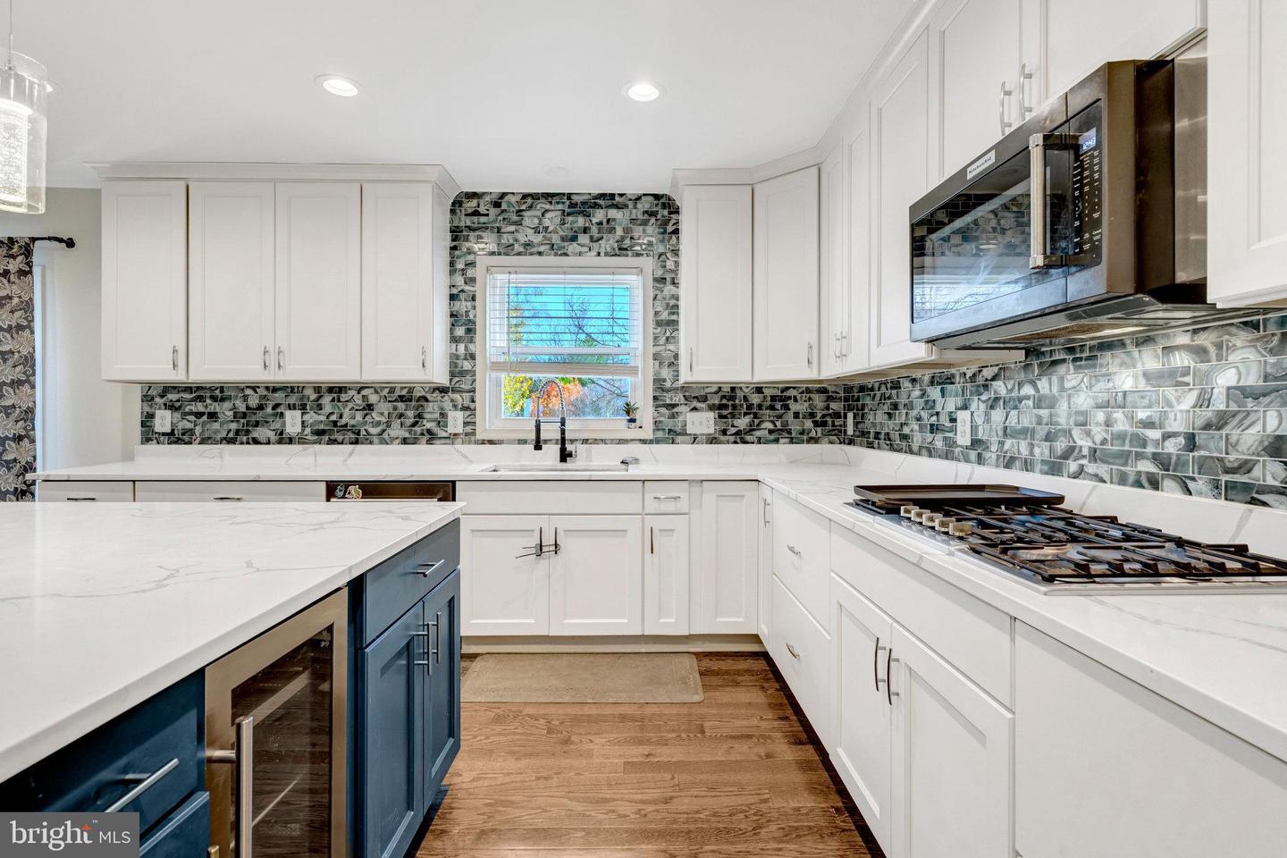 6935 LITTLE JOHN CT, HAYMARKET, Virginia 20169, 5 Bedrooms Bedrooms, ,4 BathroomsBathrooms,Residential,For sale,6935 LITTLE JOHN CT,VAPW2107566 MLS # VAPW2107566