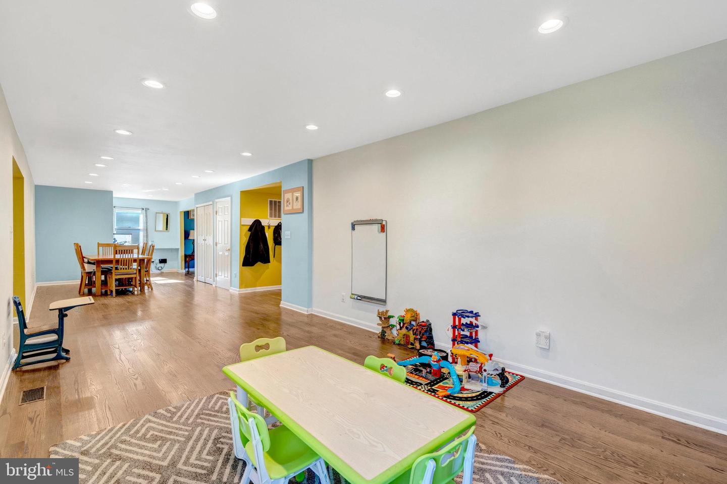 6935 LITTLE JOHN CT, HAYMARKET, Virginia 20169, 5 Bedrooms Bedrooms, ,4 BathroomsBathrooms,Residential,For sale,6935 LITTLE JOHN CT,VAPW2107566 MLS # VAPW2107566