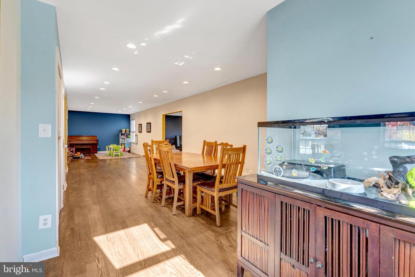 6935 LITTLE JOHN CT, HAYMARKET, Virginia 20169, 5 Bedrooms Bedrooms, ,4 BathroomsBathrooms,Residential,For sale,6935 LITTLE JOHN CT,VAPW2107566 MLS # VAPW2107566