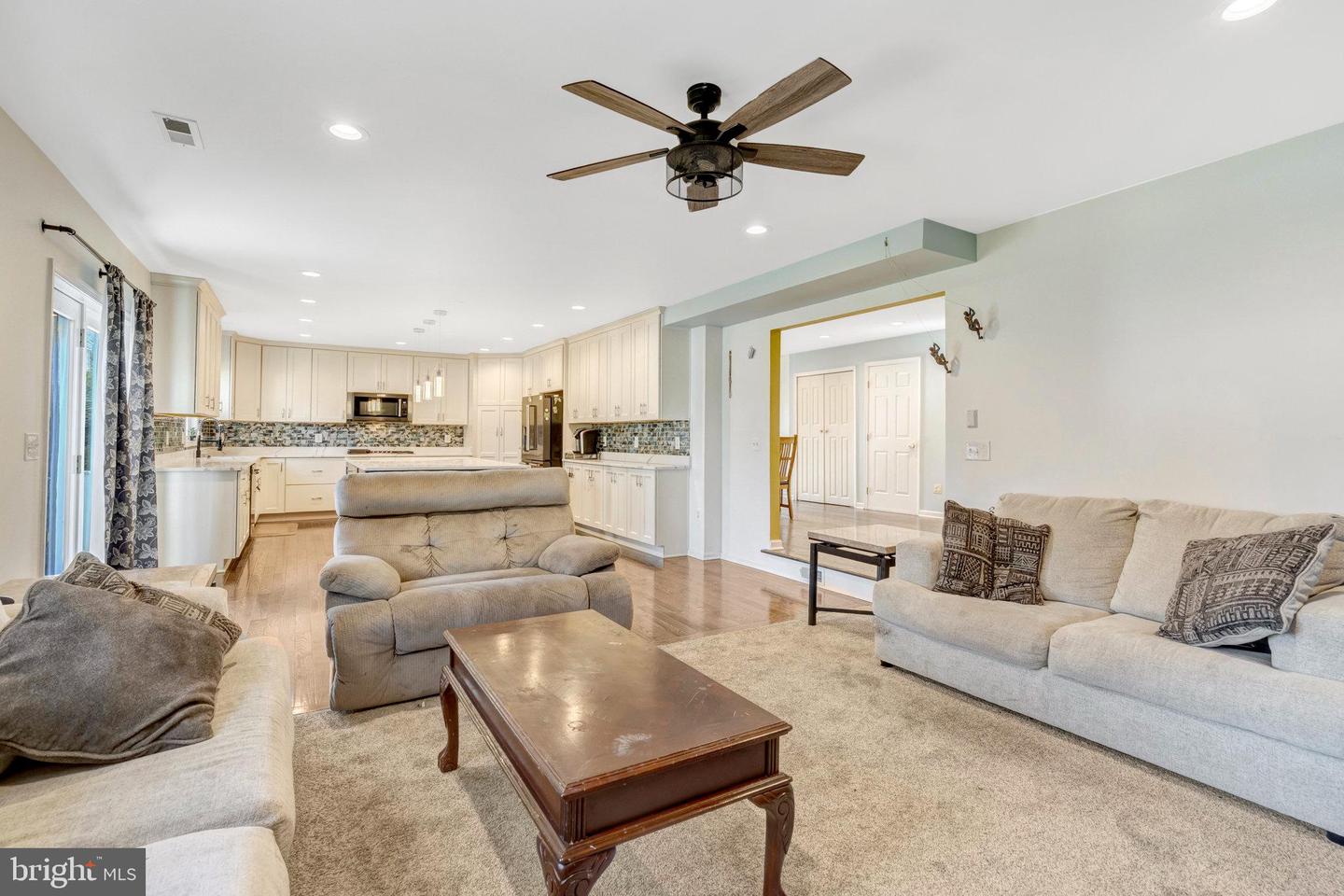 6935 LITTLE JOHN CT, HAYMARKET, Virginia 20169, 5 Bedrooms Bedrooms, ,4 BathroomsBathrooms,Residential,For sale,6935 LITTLE JOHN CT,VAPW2107566 MLS # VAPW2107566