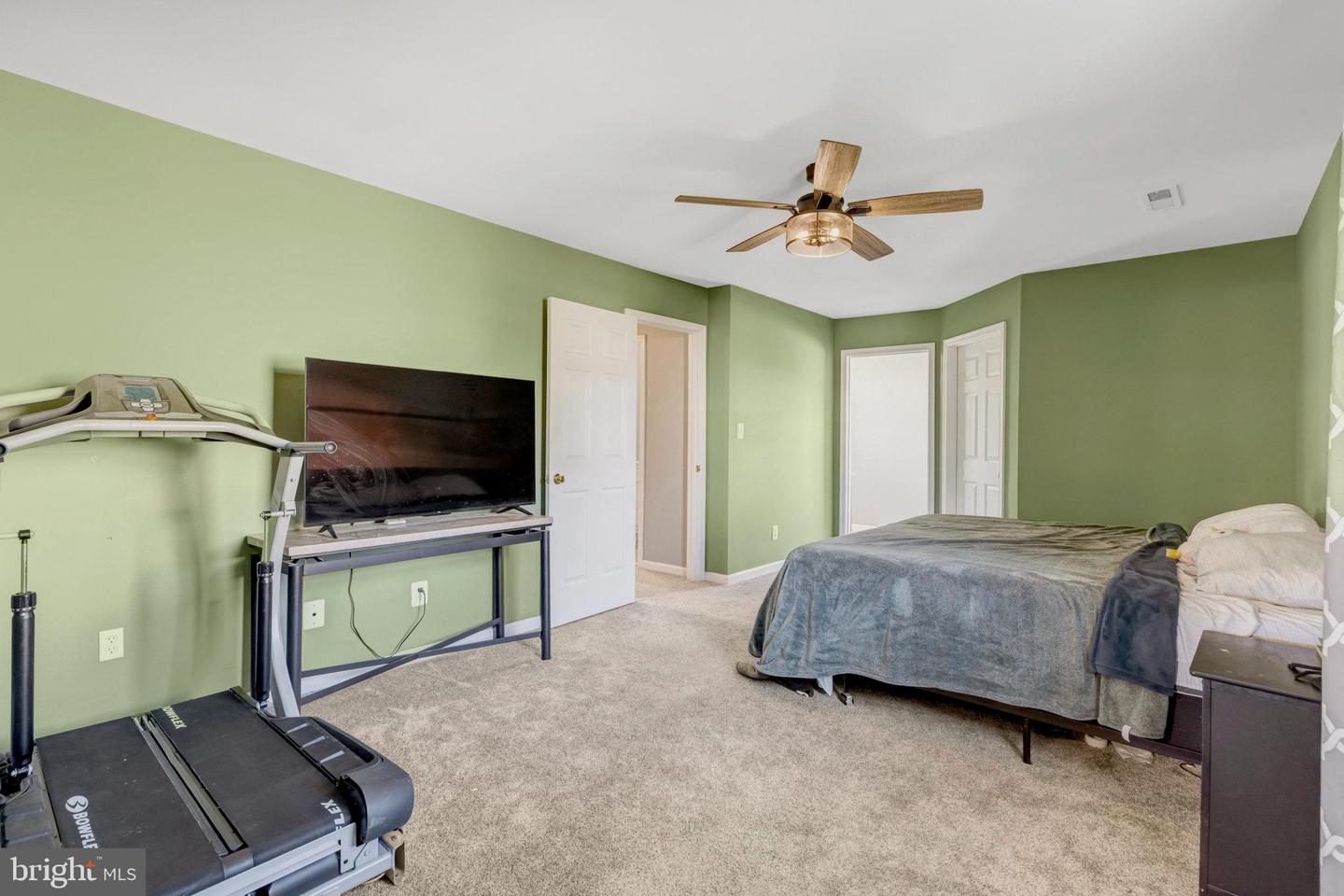 6935 LITTLE JOHN CT, HAYMARKET, Virginia 20169, 5 Bedrooms Bedrooms, ,4 BathroomsBathrooms,Residential,For sale,6935 LITTLE JOHN CT,VAPW2107566 MLS # VAPW2107566