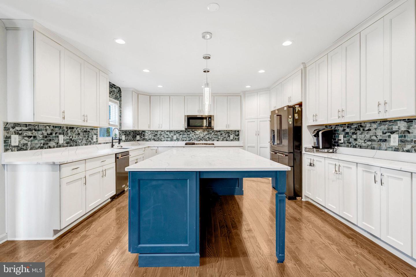 6935 LITTLE JOHN CT, HAYMARKET, Virginia 20169, 5 Bedrooms Bedrooms, ,4 BathroomsBathrooms,Residential,For sale,6935 LITTLE JOHN CT,VAPW2107566 MLS # VAPW2107566